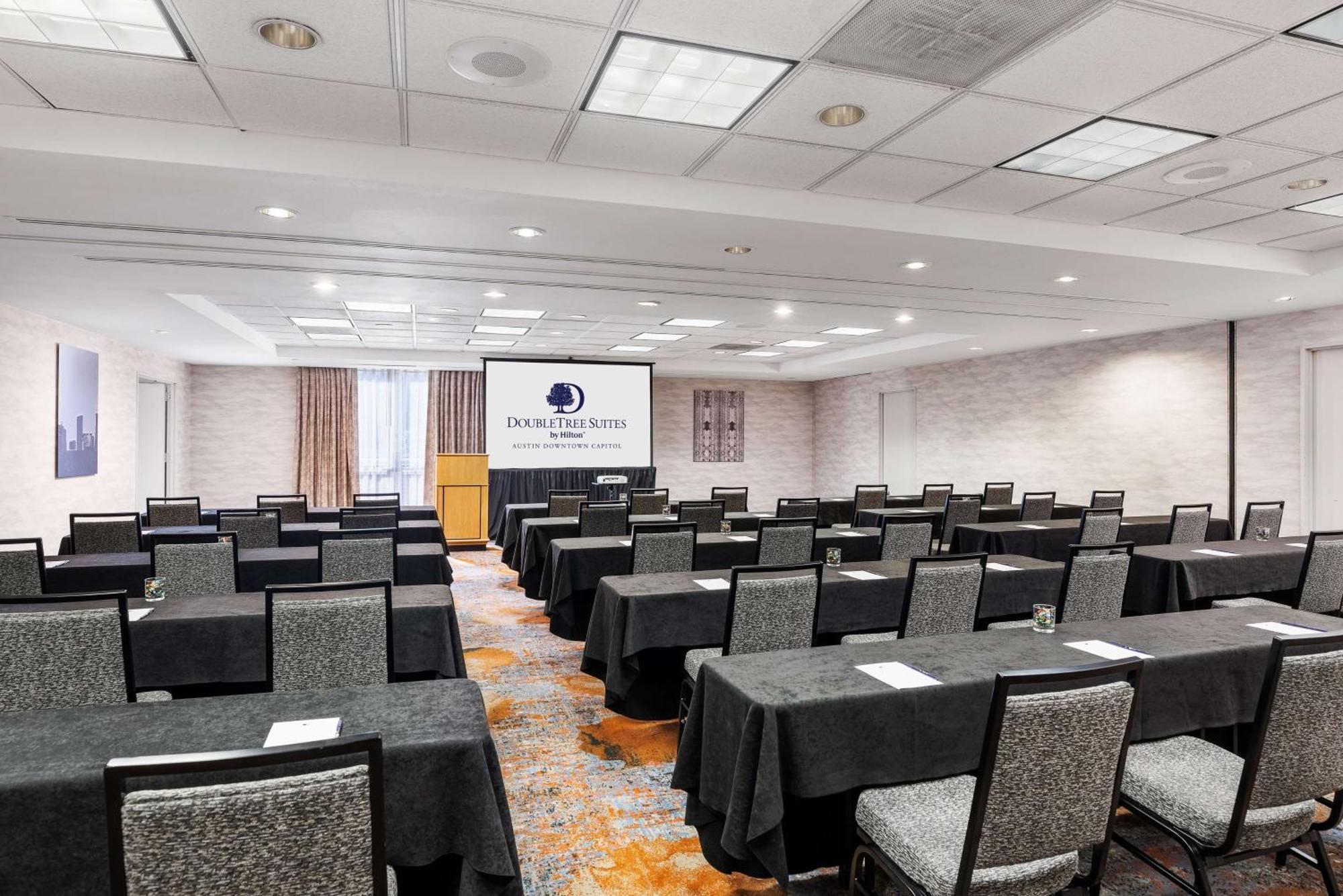 Doubletree Suites By Hilton Austin Downtown Capitol Экстерьер фото